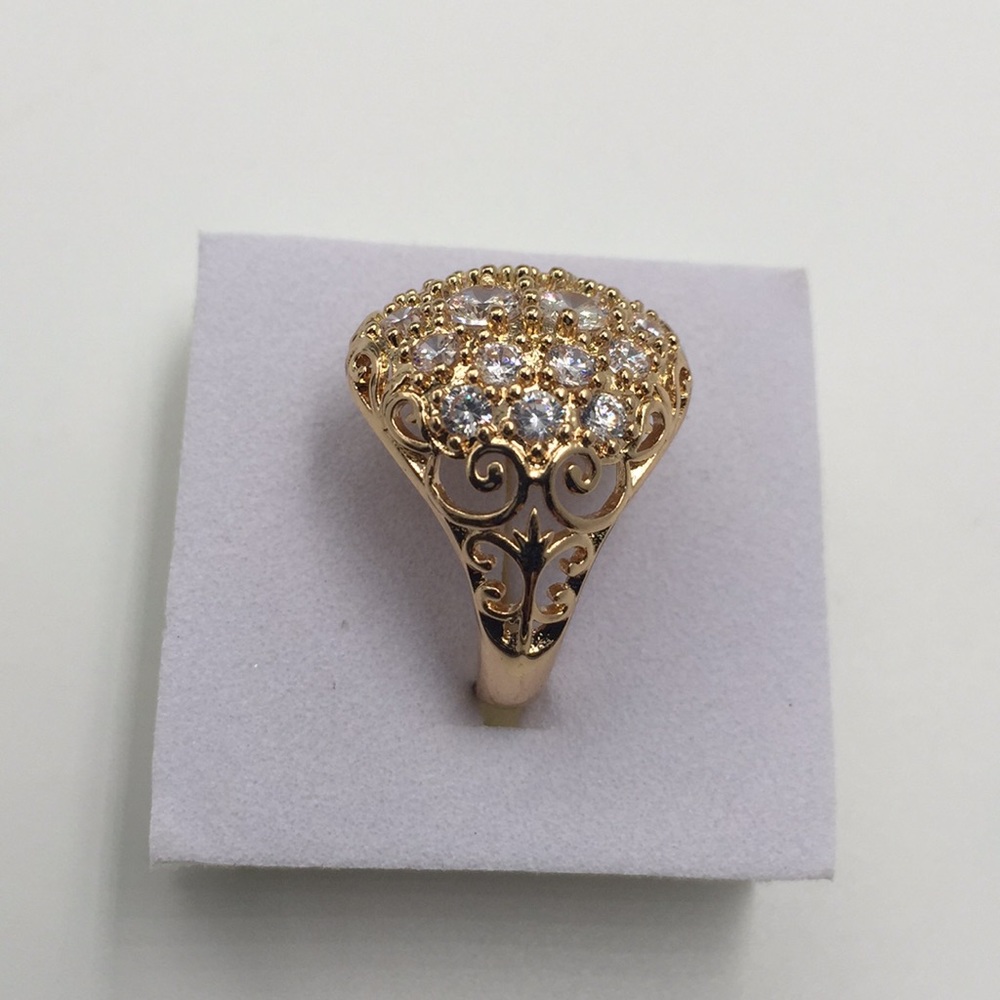 18K GOLD PLATED OVER 925(Sterling silver)SAPPHIRE